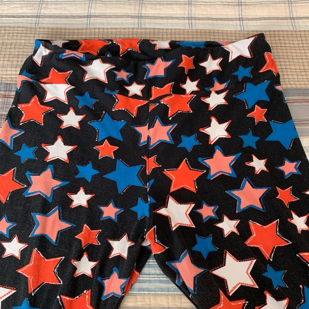 🐝3 for $20 Patriotic TC LLR Leggings